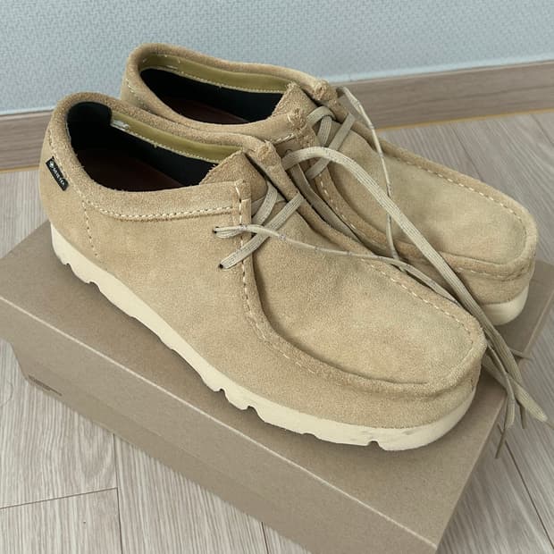 클락스 왈라비 GTX 메이플