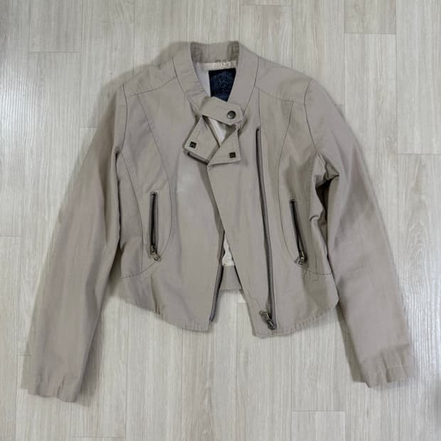 빈티지 베이지 목버클 자켓