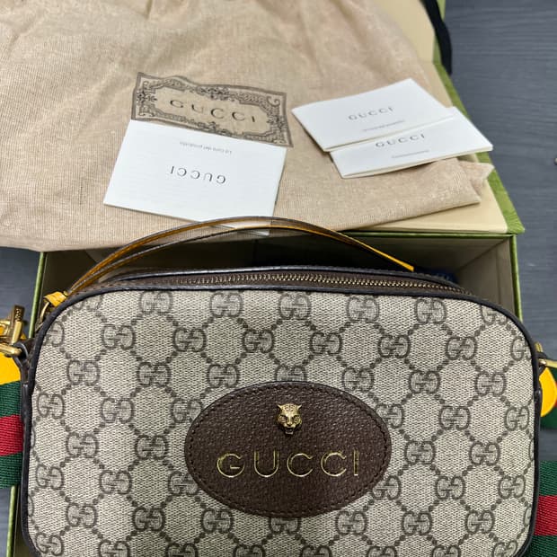 구찌 네오빈티지 카메라백