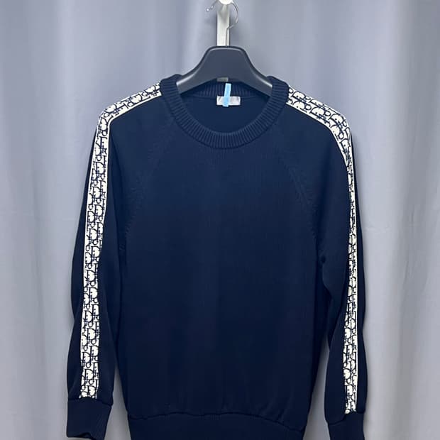 [정품] 신형, 새상품급 / L 디올 인서트 니트