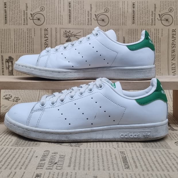 아디다스 스탠스미스 스니커즈245