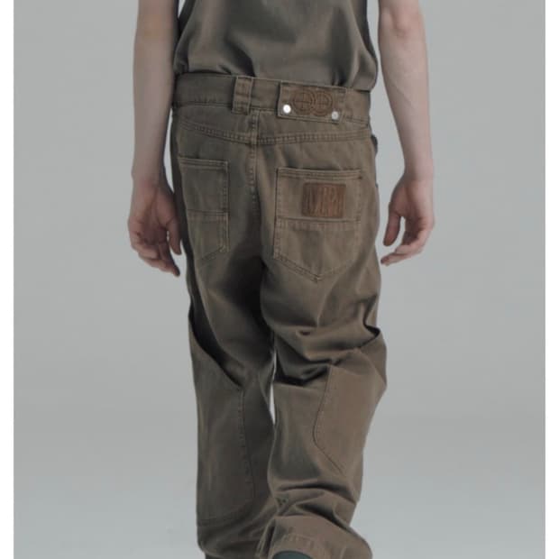 (L) PLASTIC PRODUCT 카프팬츠 브라운