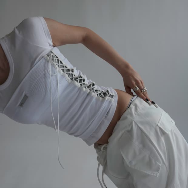 kimseoul CORSET TUBE TOP (white)