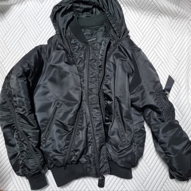 알파인더스트리, 산산기어 콜라보 ma-1