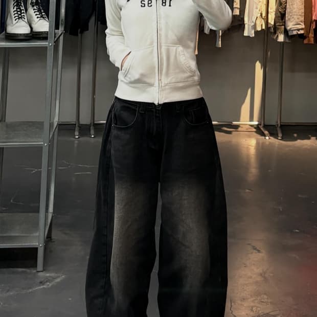 아베크롬비 아치로고 화이트후드집업 A3631