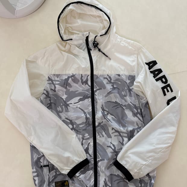 Aape 에이프 카모 바람막이 XL