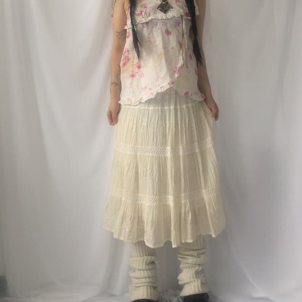 Flower pattern frill sleeveless