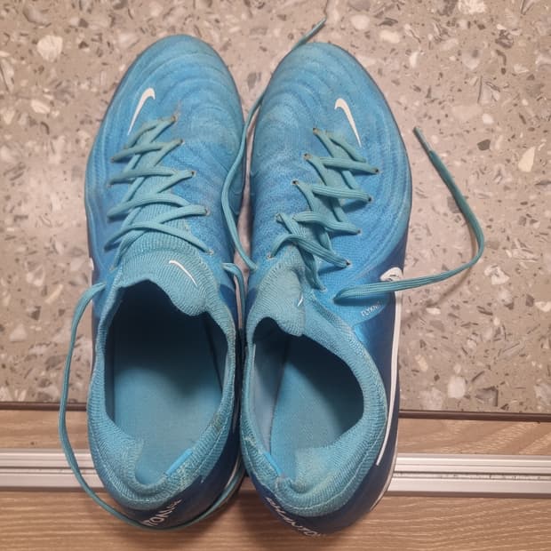 나이키 팬텀 GX2 프로 풋살화 275