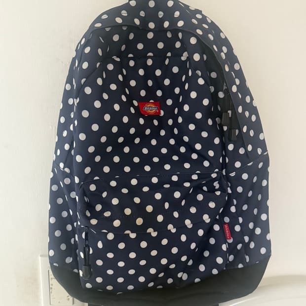 디키즈 네이비 도트 백팩