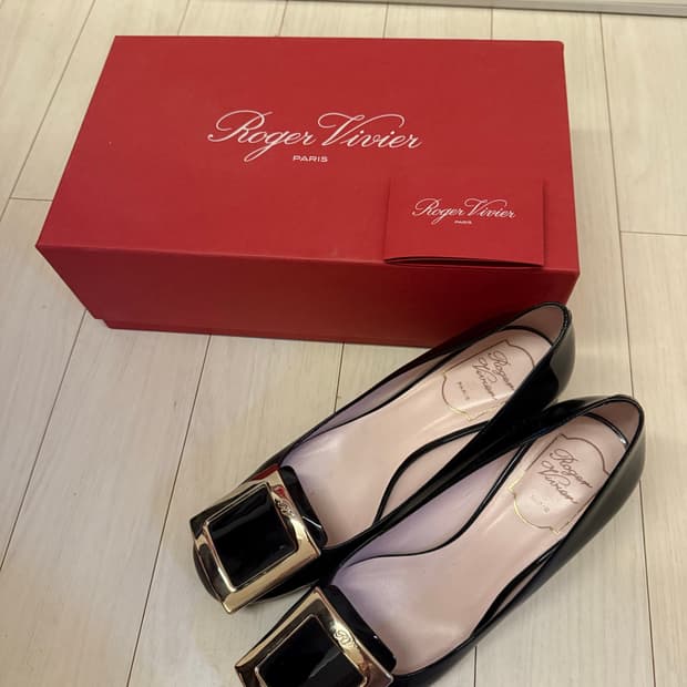 로저 비비에 트럼펫 펌프스 37