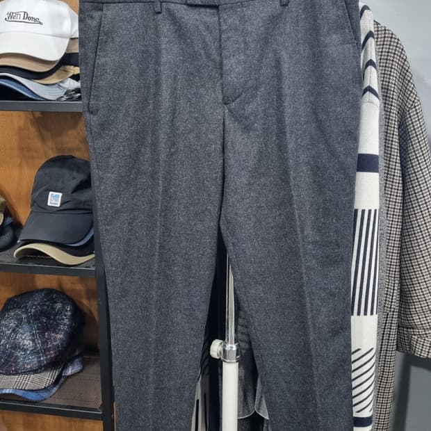 panicale(빠니깔레) 겨울용 모직 슬랙스 33~34(허리반품44) 