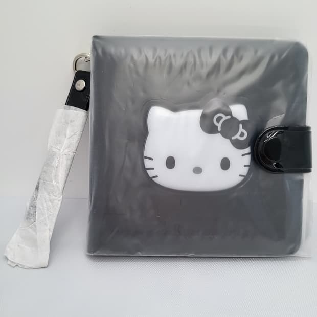 산리오 헬로 키티 지갑