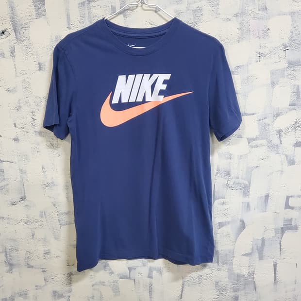 나이키 빅로고 반팔 