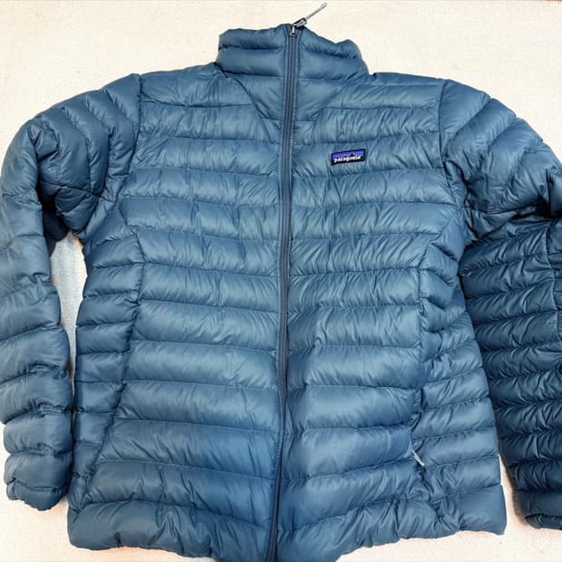 파타고니아 다운스웨터 논후디 누보그린 23fw 알프 피츠로이 빈티지