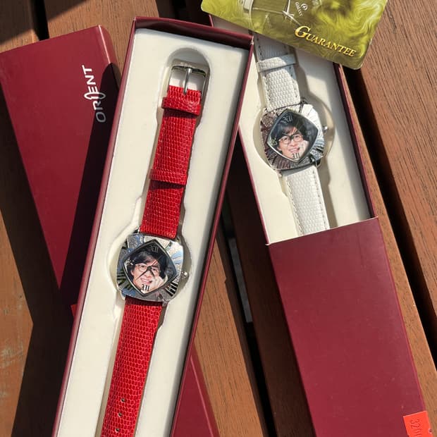욘사마 손목시계 데드스탁 ⌚️레드