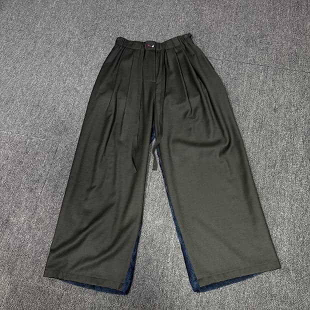 THEILMA 더일마 24fw 슬렉스 투톤 코듀로이 팬츠