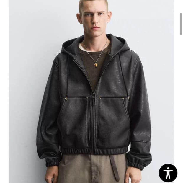 자라 가죽 효과 후드 점퍼