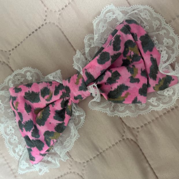 babymetalclub 베이비메탈클럽 레오파드 리본핀 화이트