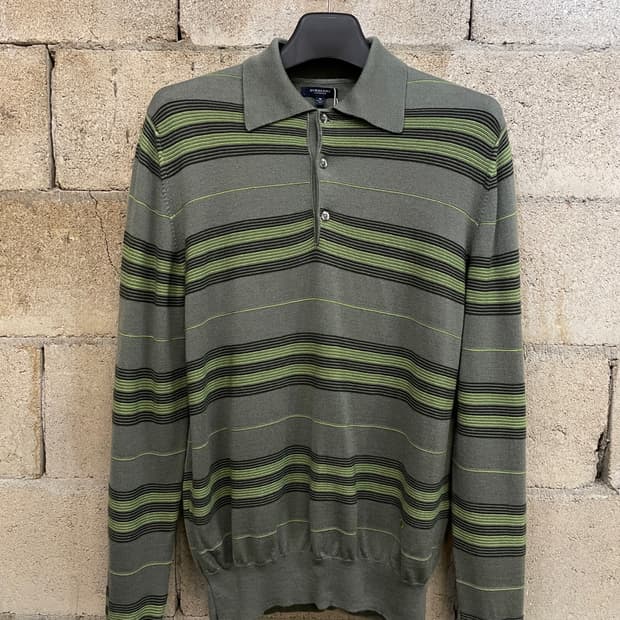 버버리 크레스트 로고 스트라이프 카라 니트