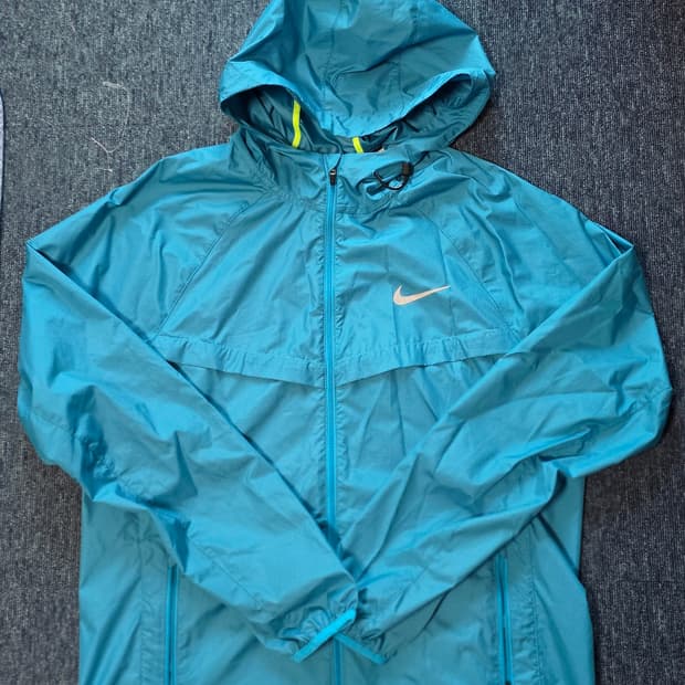 공용) 나이키 러닝 바람막이 재킷 L
