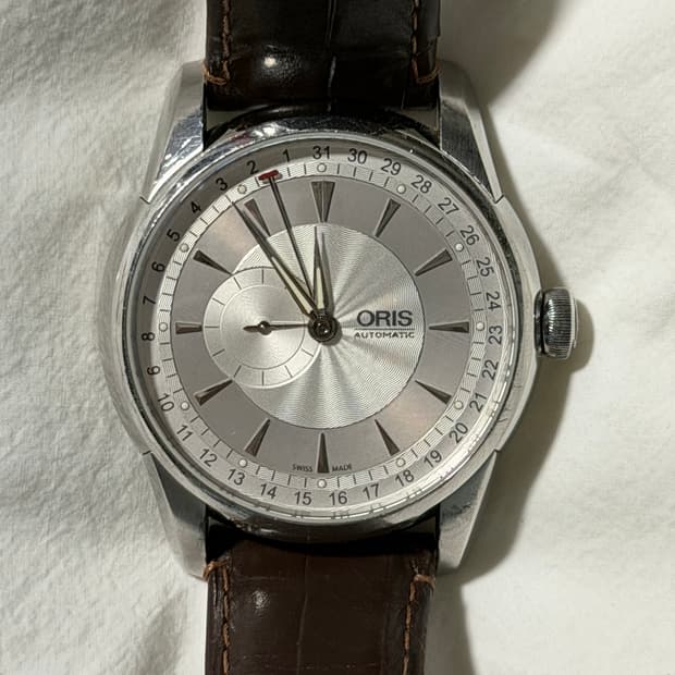 오리스 아뜰리에 스몰 세컨드 포인터 데이트 남자 시계
