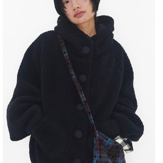 익스파이어드 걸 Sherpa Cloud Jacket Navy