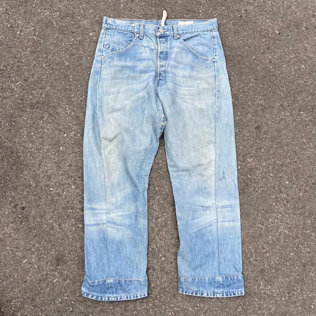 00‘s 초기 리바이스 엔지니어드진