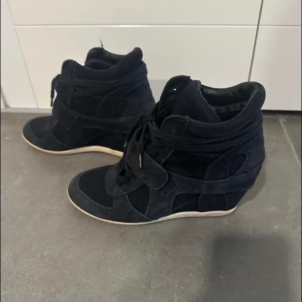 아쉬 블랙 웨지 스니커즈 240