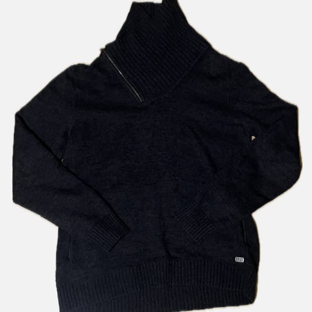 아르마니 비대칭 사선 니트 반집업