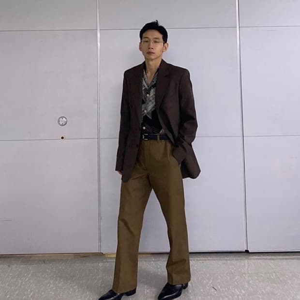르메르 20ss 싱글 브레스티드 자켓 구매합니다.