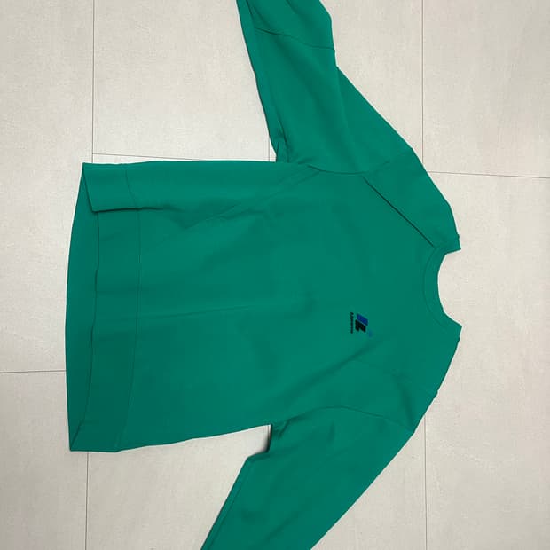 아더에러 x 자라 맨투맨 S/M 사이즈