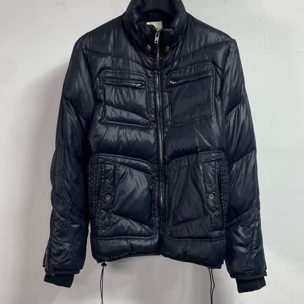 디젤 인디언 글로시 숏 다운 패딩 (on.505)