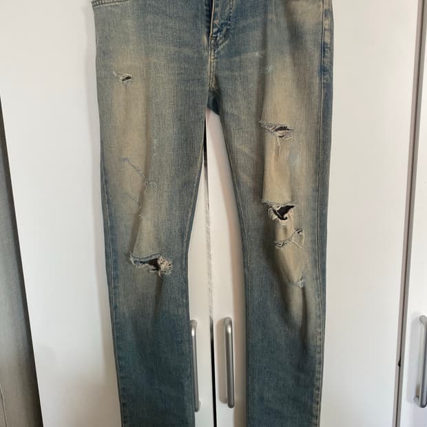 생로랑 16시즌 에디진