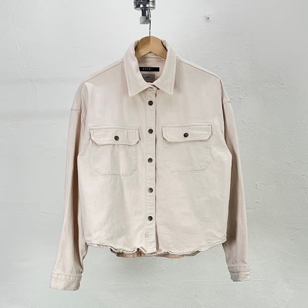 수비 라이트 핑크 나파 코튼 핀초 투포켓 셔츠 자켓