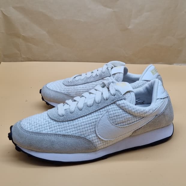 나이키 데이브레이크SE 레몬워시 운동화240