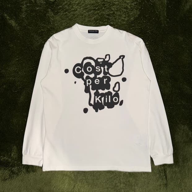 [XL] 코스트 퍼 킬로 스플레터 텍스쳐드 로고 롱슬리브