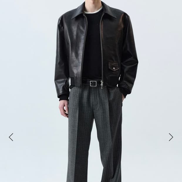 세비지 싱글 레더 자켓 구합니다