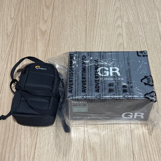 리코 gr4 모노크롬