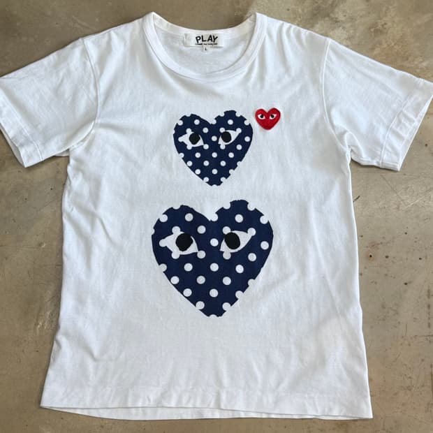 🫶🏻 꼼데가르송 여성용 폴카 도트 하트 화이트 반팔 티셔츠🫶🏻