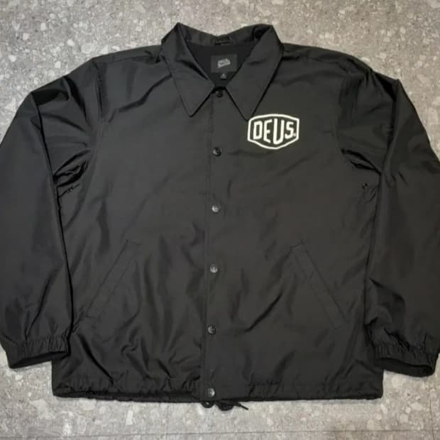 💥데우스 엑스마키나 서울 코치자켓 (XL)
