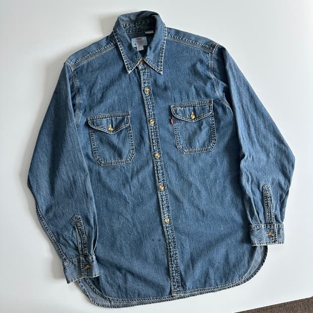 Levi's 리바이스 90‘s 데님 워시드 투포켓 셔츠