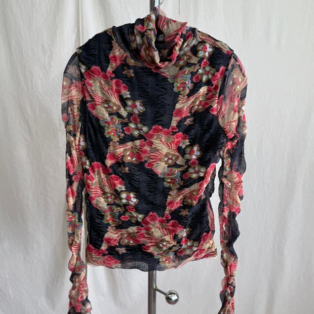 Kafuu 셔링 플라워 매쉬 탑