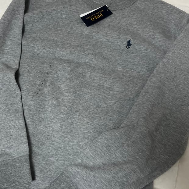 폴로 그레이 맨투맨