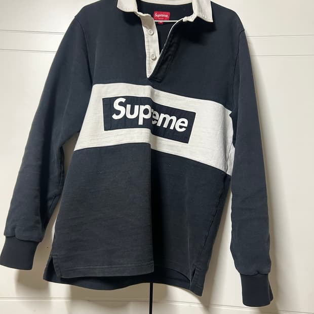 슈프림 월드페이머스 럭비티