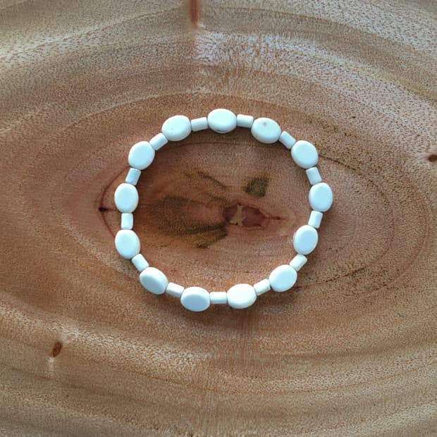 snow pebble bracelet