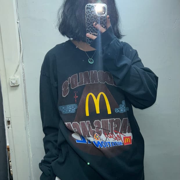 트래비스 스캇 맥도날드 롱 슬리브