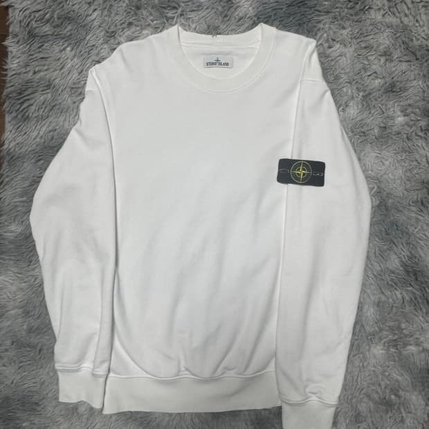 스톤아일랜드 맨투맨