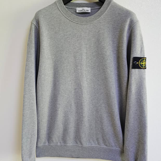 스톤아일랜드 맨투맨 그레이