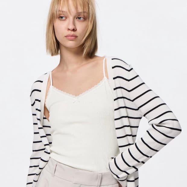 GU 코튼 블렌드 크롭 레이스 나시 ( 브랜디멜빌st)