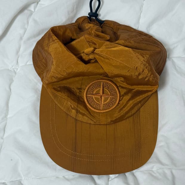 스톤아일랜드 나일론 오렌지 볼캡 모자 XL